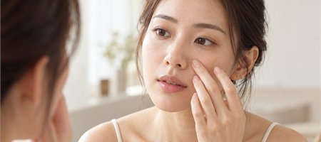 毛孔粗大出油老化與凹洞差異